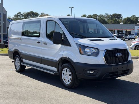 Used 2024 Ford Transit 250 Low Roof w/ Exterior Upgrade Package image 25