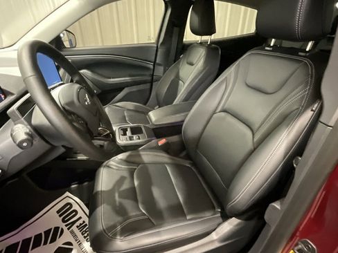 Used 2025 Ford Mustang Mach-E Premium image 10