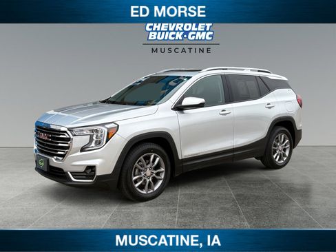 Used 2022 GMC Terrain SLT w/ Infotainment Package II image 1