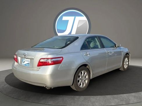 Used 2008 Toyota Camry XLE image 8