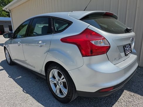 Used 2014 Ford Focus SE FWD image 9