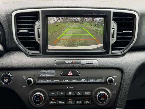 Used 2017 Kia Sportage EX w/ EX Technology Package AWD/4WD image 17
