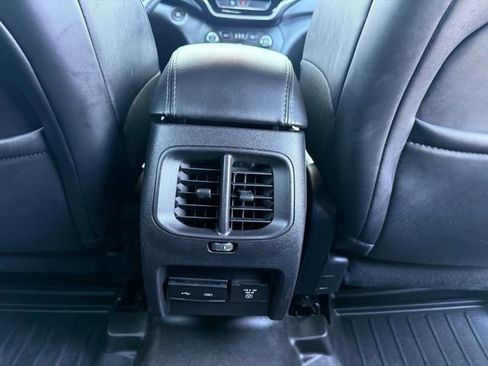 Used 2019 Jeep Cherokee High Altitude image 25