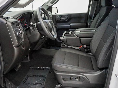 New 2026 Chevrolet Silverado 1500 Custom w/ LPO, Dark Essentials Package image 19