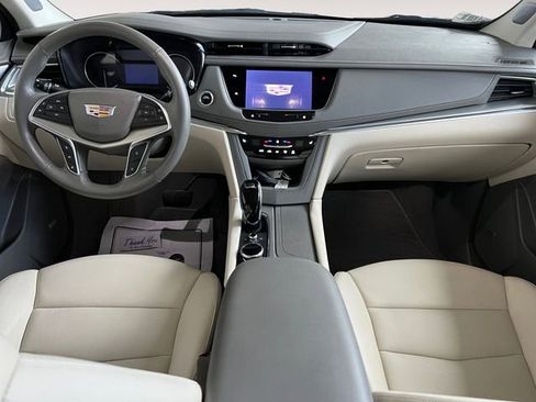 Used 2024 Cadillac XT5 Premium Luxury w/ LPO, Floor Liner Package image 8