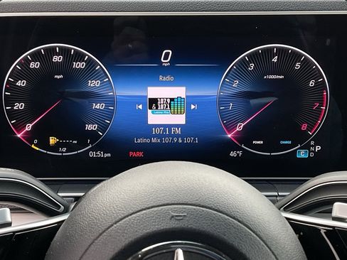 Used 2024 Mercedes-Benz GLE 350 4MATIC image 25