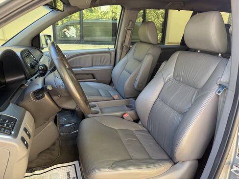 Used 2010 Honda Odyssey EX-L image 11