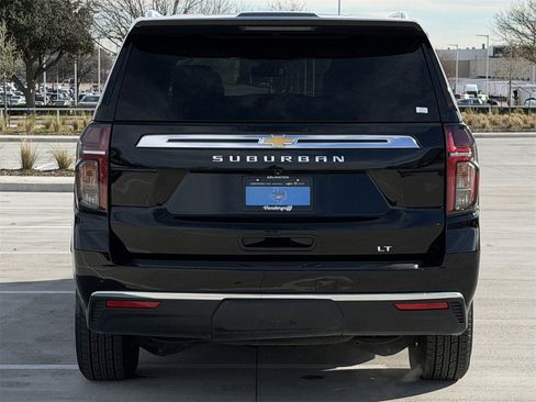 Certified 2023 Chevrolet Suburban LT image 5
