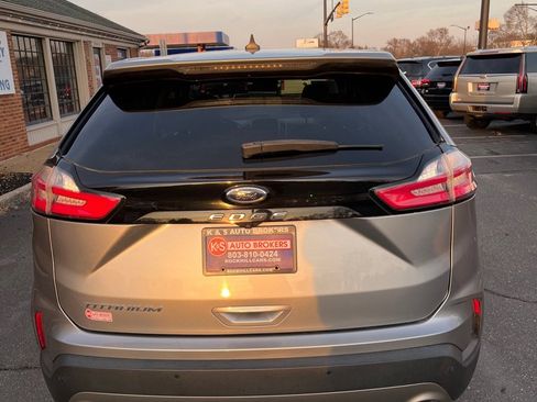 Used 2021 Ford Edge Titanium w/ Cargo Accessory Package image 4