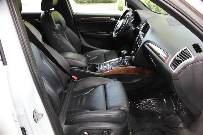 Used 2015 Audi Q5 2.0T Premium Plus w/ Technology Package AWD/4WD image 18