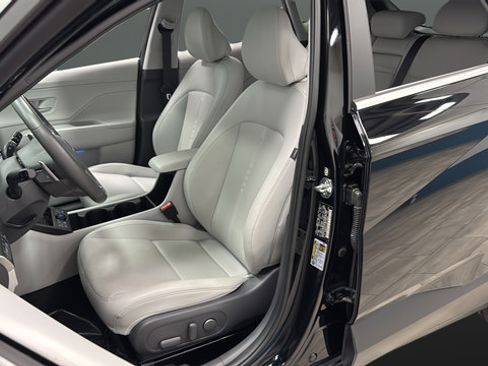 Used 2024 Hyundai Kona Limited AWD/4WD image 9