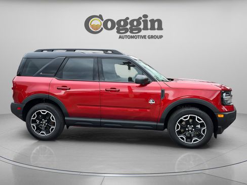 New 2025 Ford Bronco Sport Outer Banks image 6