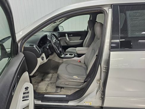 Used 2008 GMC Acadia SLE w/ Preferred Package image 10