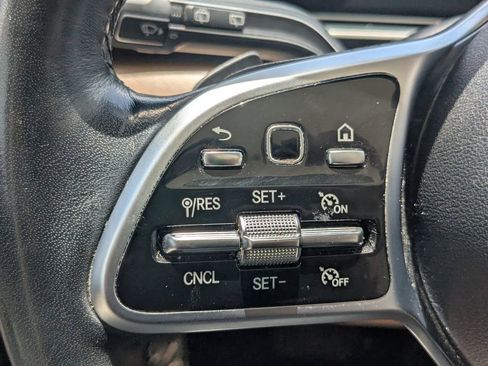 Certified 2022 Mercedes-Benz GLE 350 w/ Premium Package image 72