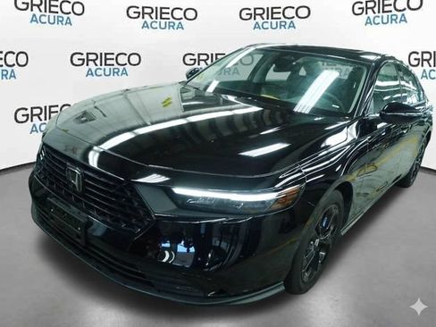 Used 2025 Honda Accord SE image 1