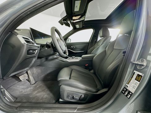 Used 2025 BMW 330i xDrive Sedan w/ Convenience Package image 13