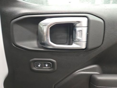 New 2026 Jeep Gladiator Sport image 21