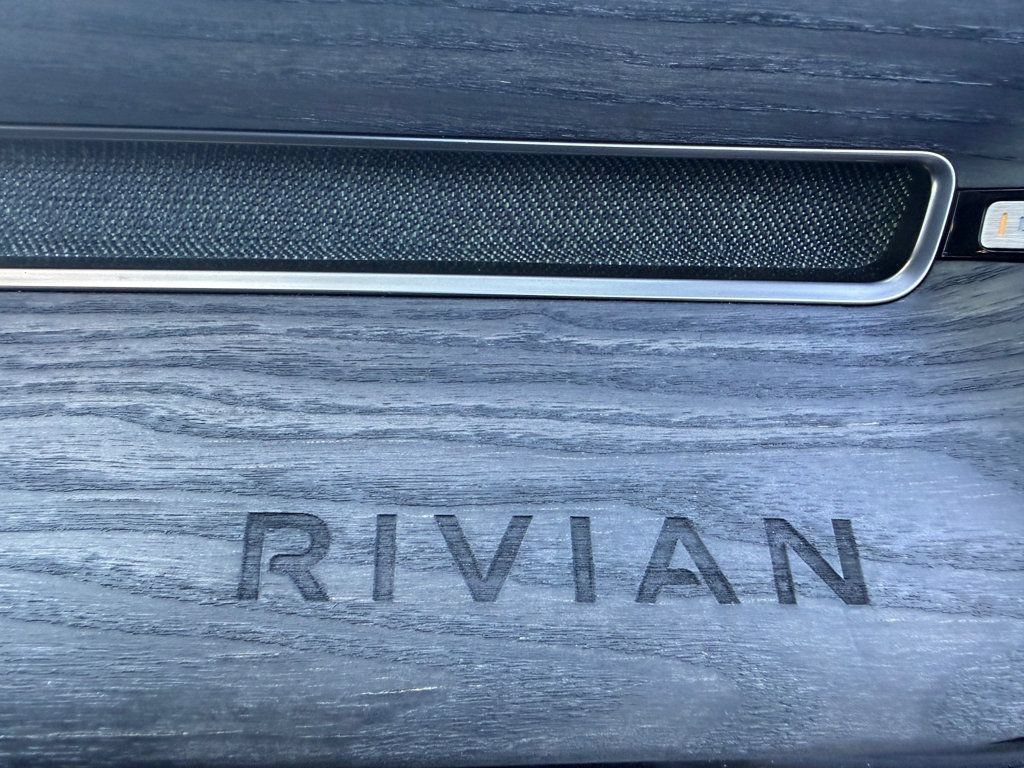 Used 2022 Rivian R1S Launch Edition Quad AWD/4WD image 38