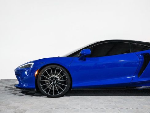 Used 2020 McLaren GT image 15