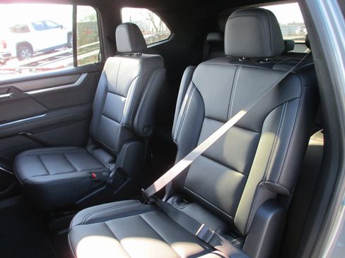 New 2026 GMC Acadia Elevation w/ Black Edition image 12