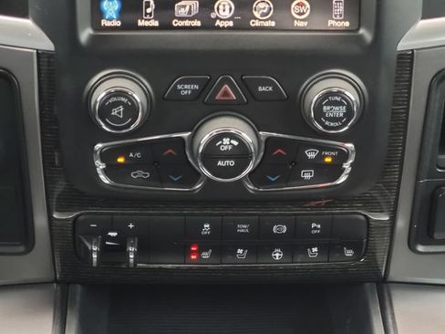 Used 2014 RAM 2500 Limited AWD/4WD image 18