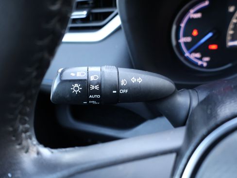 Used 2021 Toyota RAV4 XSE image 39