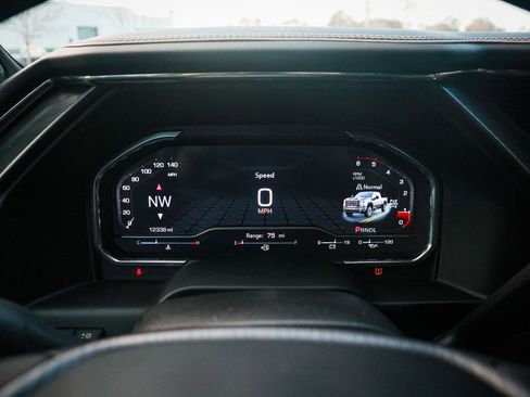 Used 2025 GMC Sierra 2500 Denali Ultimate image 21