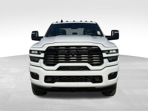 New 2026 RAM 2500 Big Horn AWD/4WD image 9
