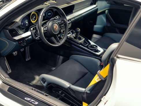 Used 2023 Porsche 911 GT3 RWD image 13