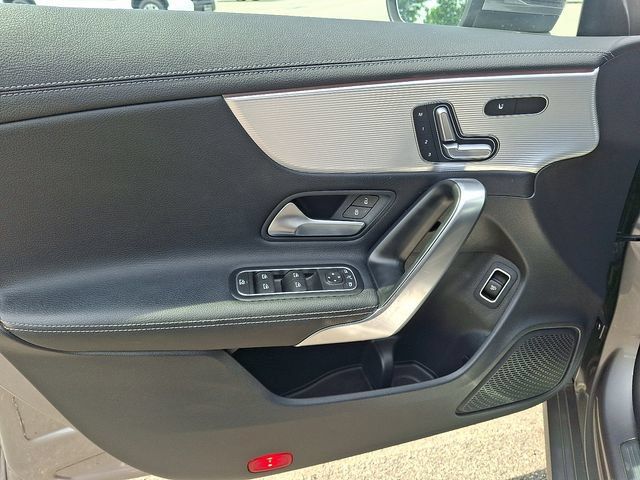 Used 2023 Mercedes-Benz CLA 250 4MATIC image 12