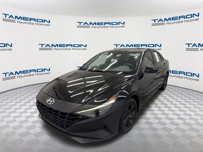 Used 2023 Hyundai Elantra SEL w/ Preferred Accessory Package