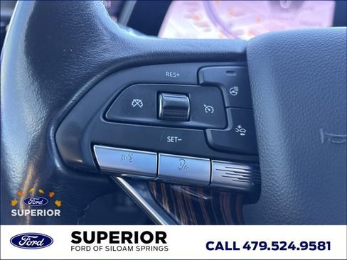 Used 2022 Cadillac Escalade ESV Luxury w/ LPO, Illumination Package image 30