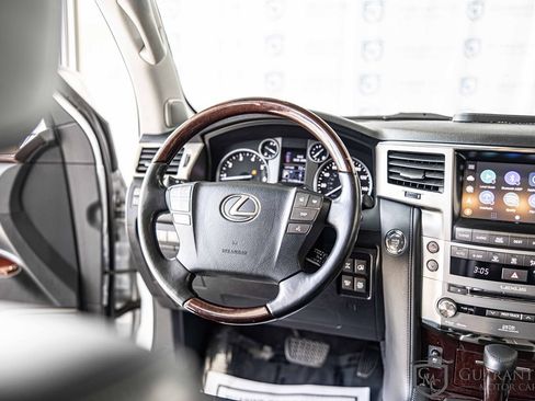 Used 2015 Lexus LX 570 4WD w/ Luxury Package image 40