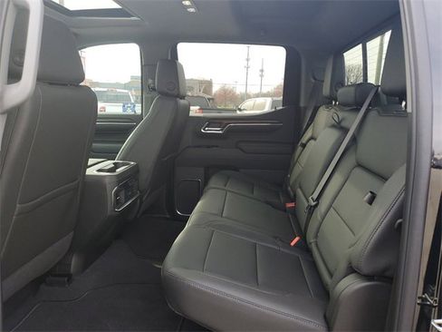 New 2024 GMC Sierra 1500 SLT w/ SLT Premium Plus Package image 12