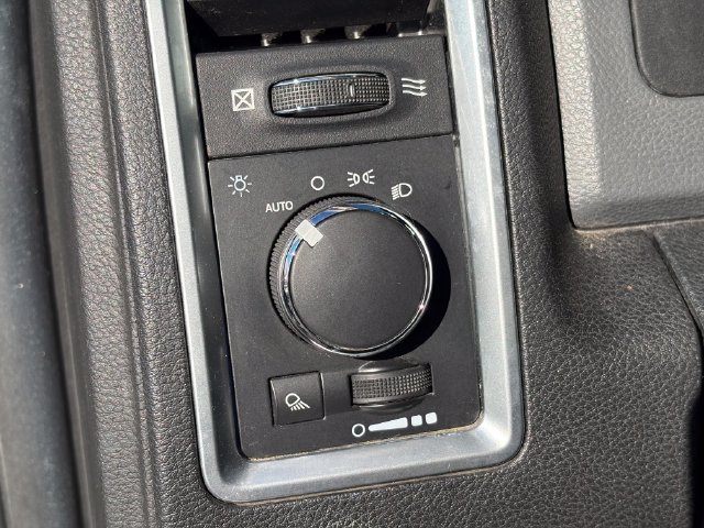 Used 2016 RAM 2500 SLT AWD/4WD image 25