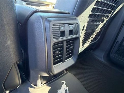 New 2025 Ford Bronco Badlands image 17