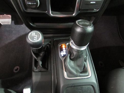 Used 2021 Jeep Wrangler Unlimited Sport image 55