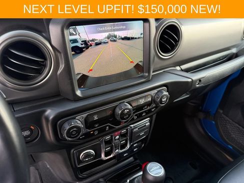 Used 2021 Jeep Gladiator Sport AWD/4WD image 19