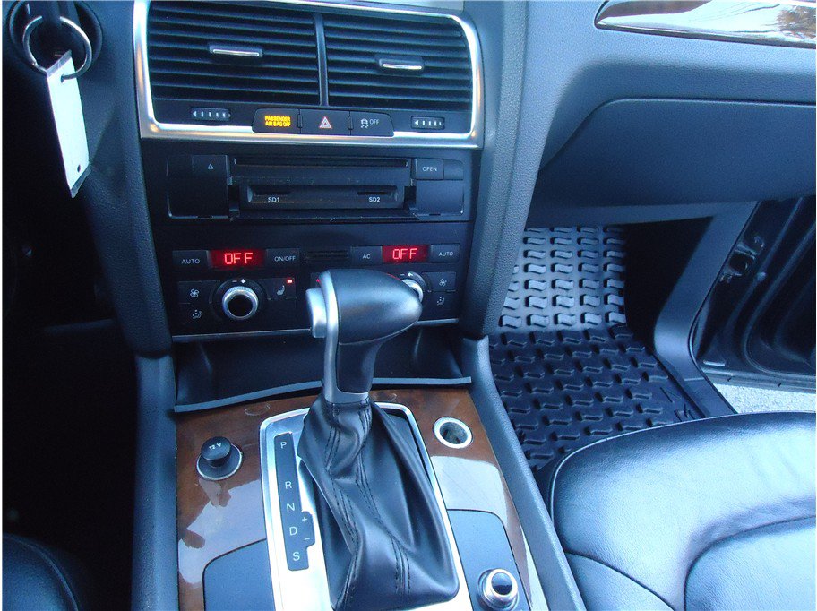 Used 2011 Audi Q7 TDI Premium Plus AWD/4WD image 31