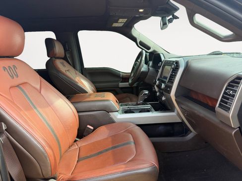 Used 2020 Ford F150 King Ranch w/ Equipment Group 601A Luxury AWD/4WD image 15