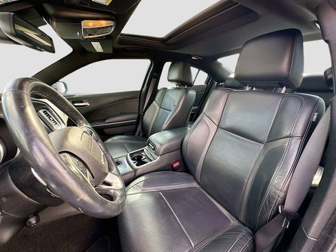 Used 2016 Dodge Charger R/T w/ Premium Group image 24