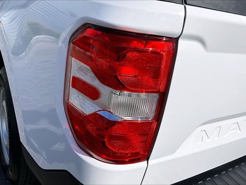 Used 2025 Ford Maverick XLT w/ Equipment Group 302A image 29