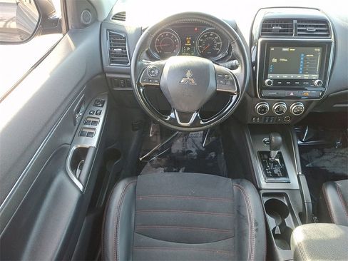 Used 2024 Mitsubishi Outlander Sport SE image 13