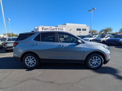 Used 2024 Chevrolet Equinox LT image 6