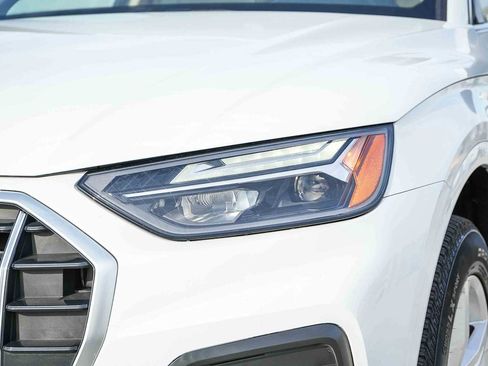 Used 2023 Audi Q5 2.0T Premium w/ Convenience Package image 5
