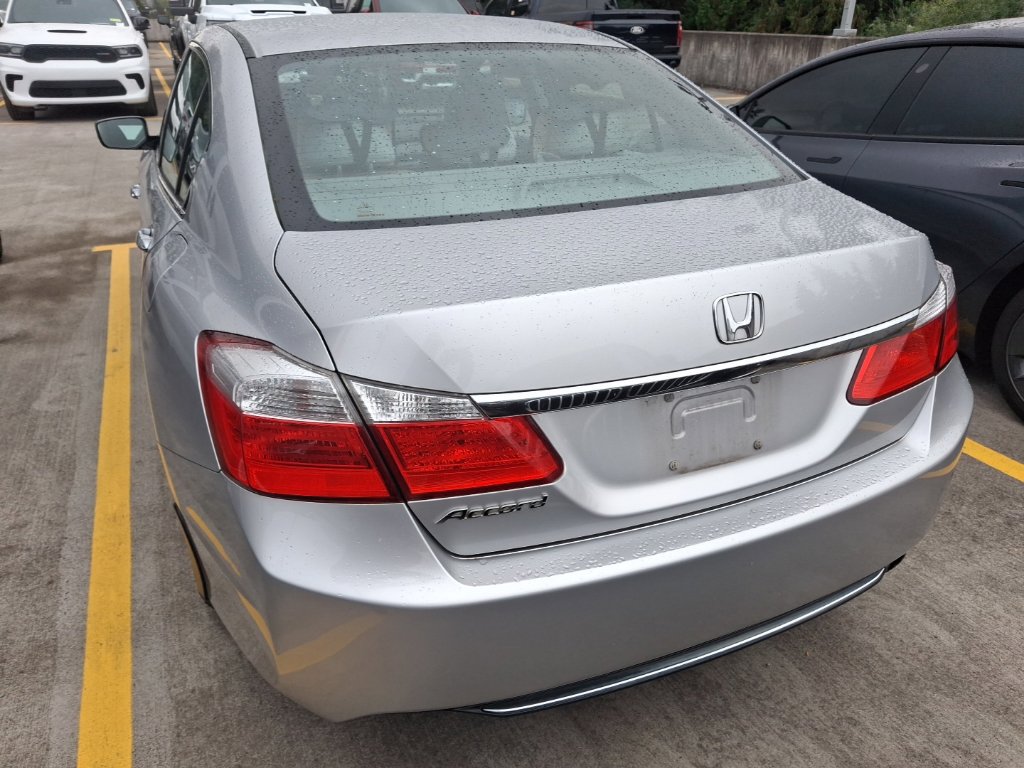 Used 2013 Honda Accord LX image 9