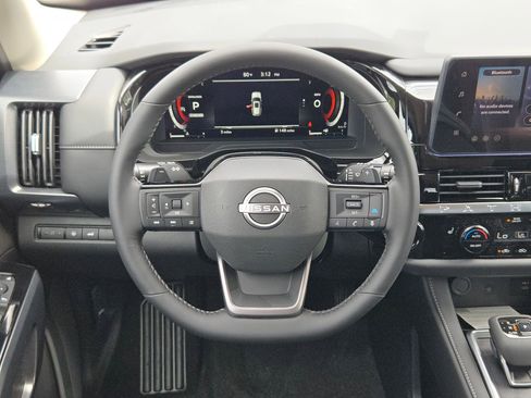New 2026 Nissan Pathfinder SL FWD image 16