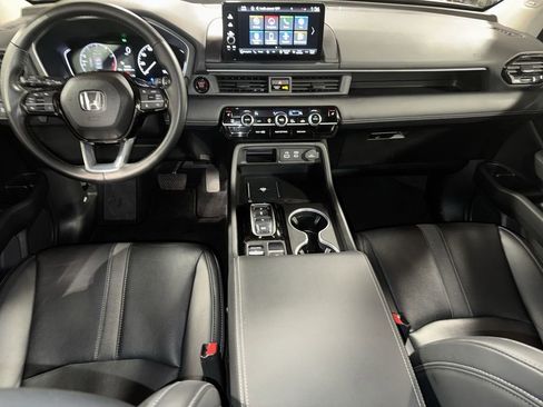 Certified 2023 Honda Pilot Touring image 16