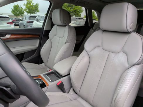 Used 2022 Audi Q5 2.0T Premium Plus image 25