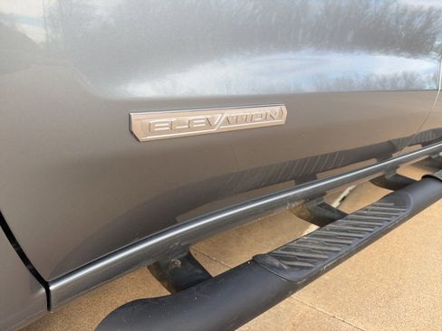 Used 2025 GMC Sierra 1500 Elevation image 16